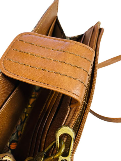 Sakroots Olympic Large Smartphone Crossbody Bag Sienna Spirit Desert