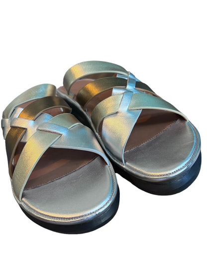 9.5 L'Amour Des Pieds Veryl Metallic Comfort Sandals NWOB Strappy