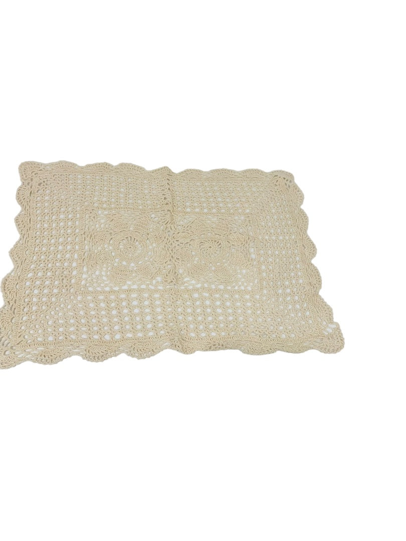 Set of 3 New Pinwheel Crocheted Cotton Ivory Placemats Rectangular Doilies