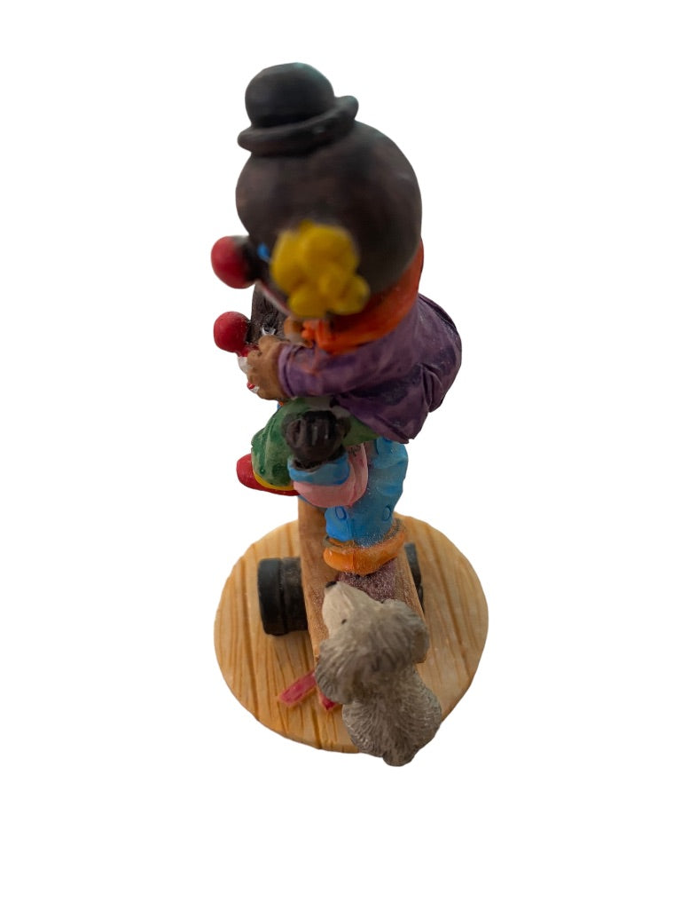 1997 Resin Clown Figurine Balancing Act Dog 3" Brown Skin