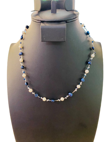 Silvertone Faux Pearl Navy Blue Beaded Wire Necklace 18" Spring Clasp