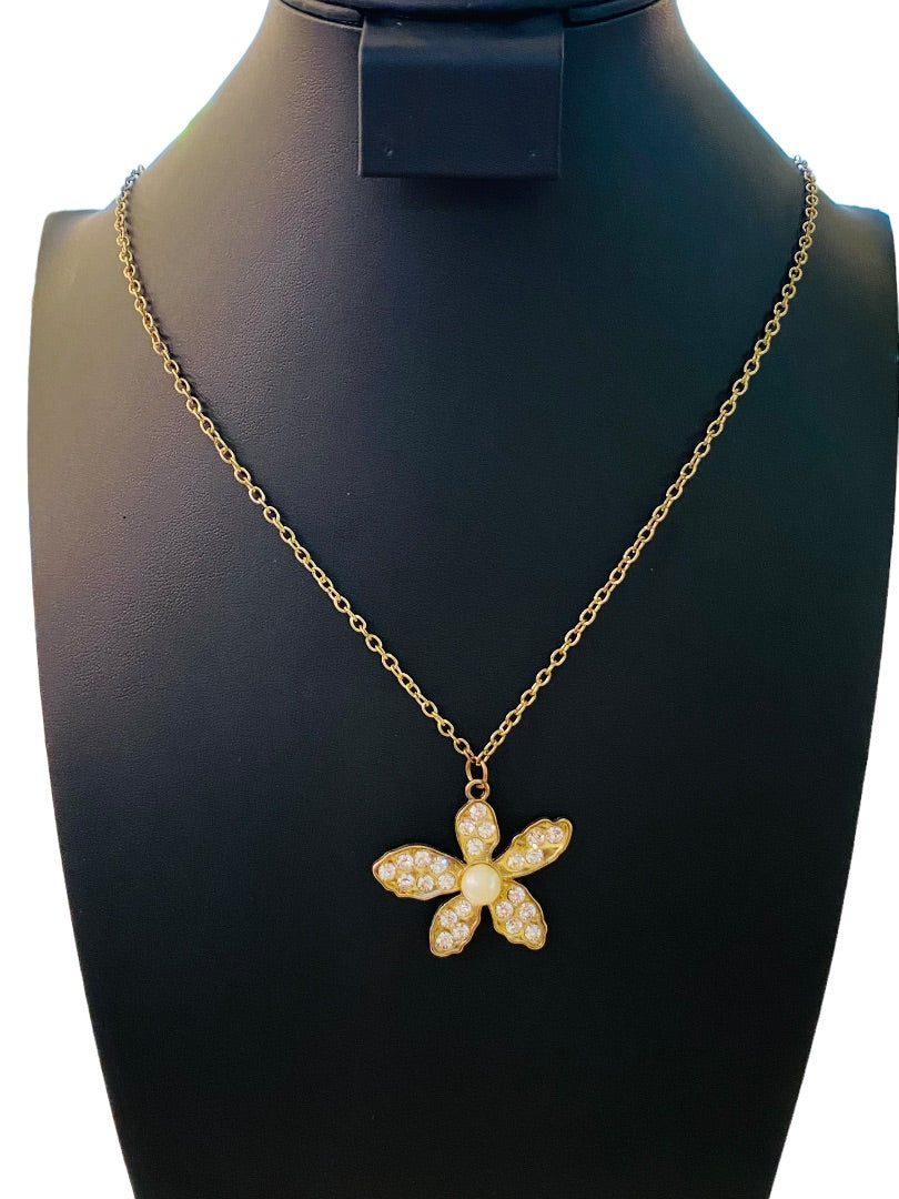 Goldtone 25" Necklace Overhead Chain Flower Pendant Faux Pearl Rhinestone