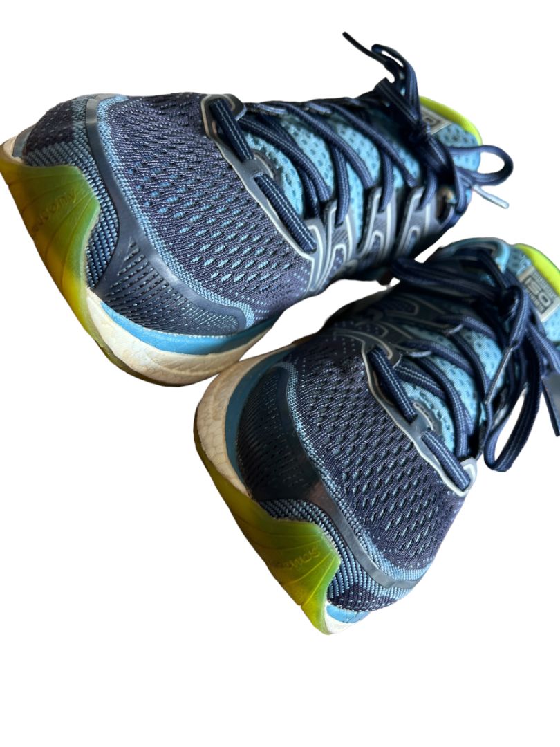9.5 Saucony Hurricane ISO 5 Everrun Running Sneaker Blue Women's