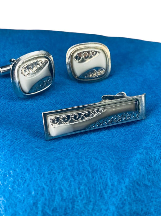 Mens Tie Clip and Pair Cufflinks Set Vintage 1960s Silvertone Gray Stone