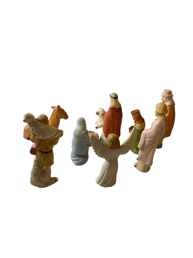 Vintage 10 Piece Ceramic Nativity Set Wise Men Sheep Jesus