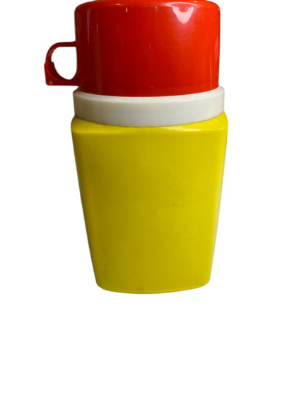 Vintage Thermos Peanuts Charlie Brown Baseball 8 oz Yellow Insulated