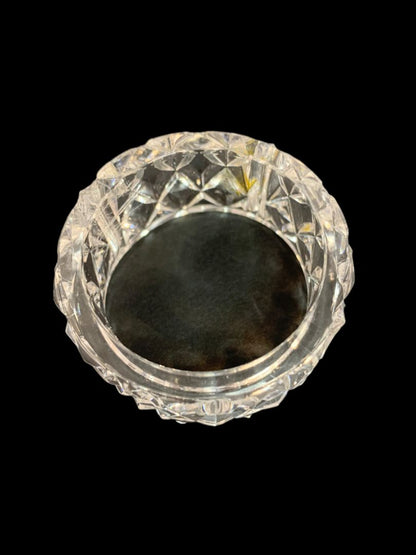 Set of 16 Clear Acrylic Crystal Look Napkin Rings Diamond Pattern