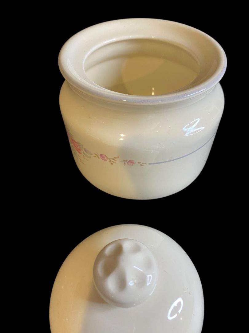 Vintage Pfaltzgraff Trousseau Lidded Sugar Bowl Ivory Floral