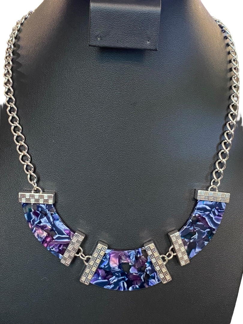 Silvertone Blue Purple 21" Statement Necklace Acrylic Swirl Lays Flat