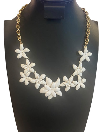 Signed Talbots Bib Necklace Goldtone and White Flower Enameled 18"-20.5"