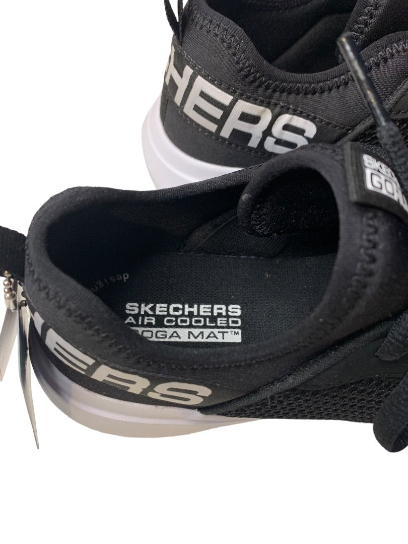 Size 4 Skechers Boys New Go Run Sneaker Black 97874L Machine Washable