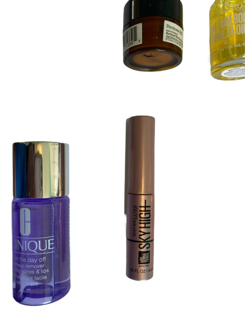 Mixed Lot of Toiletries and Beauty Samples 22 Pc Megababe Smashbox Lancome it Perricone MD Clinique Stila and more - no cosmetic case