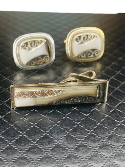 Mens Tie Clip and Pair Cufflinks Set Vintage 1960s Silvertone Gray Stone