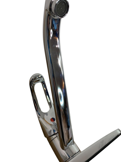 Seasons Single Handle Kitchen Fauced Less Spray Deckplate Chrome 158713