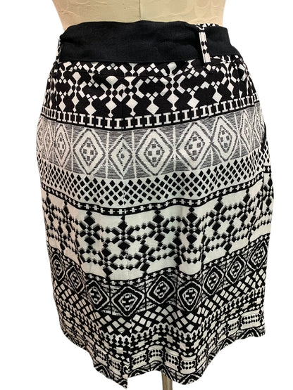 Size 6 Mossimo Linen Rayon Blend Skirt Side Zip Pockets Black White