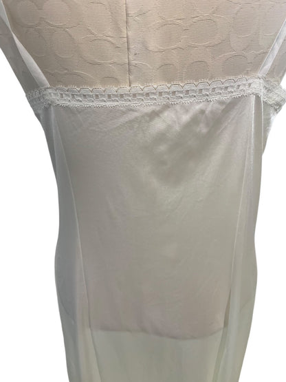 Size 38 Vanity Fair Womens Vintage Cream Nylon Slip Nightgown