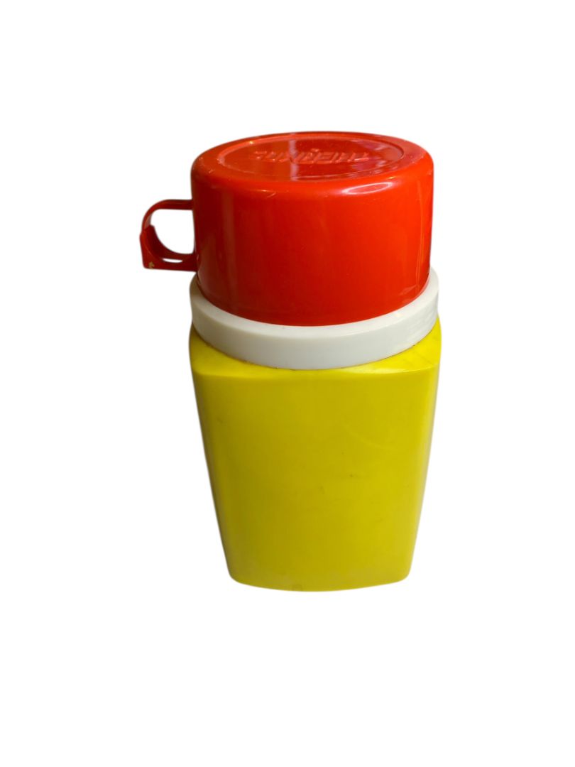 Vintage Thermos Peanuts Charlie Brown Baseball 8 oz Yellow Insulated