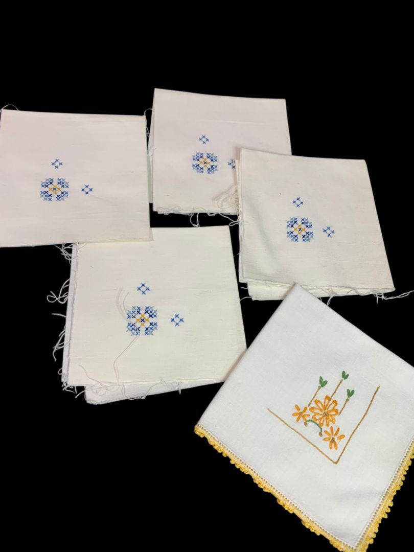 Lot of 5 Vintage Napkins Crossstitch Embroidery Sweet Raw Edge