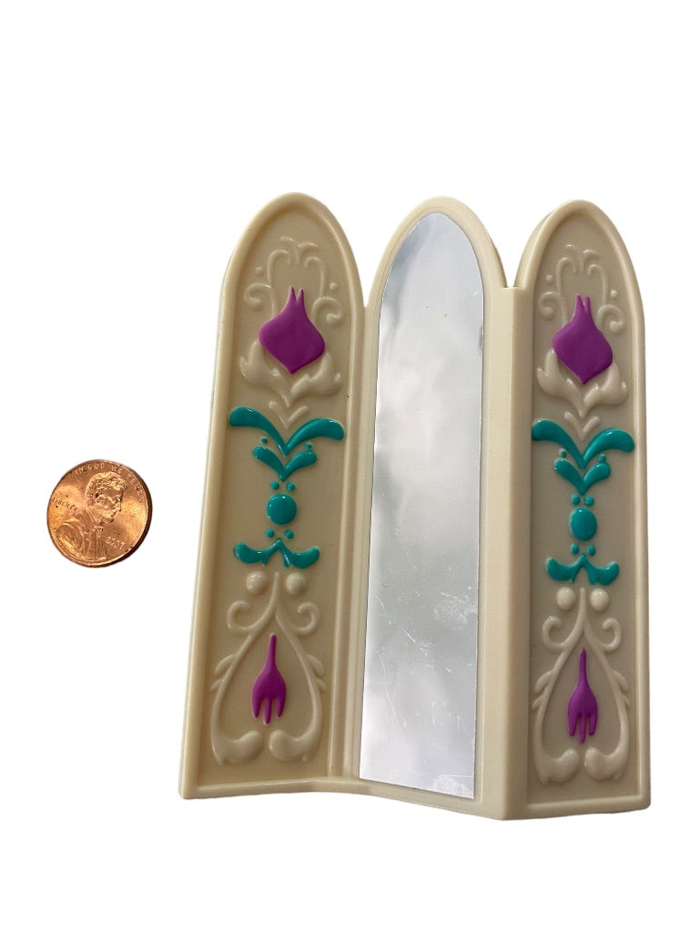 Disney Elsa Playset Frozen Wardobe Privacy Screen Mirror Plastic Room Divider 4"h