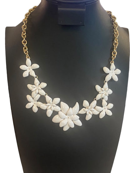 Signed Talbots Bib Necklace Goldtone and White Flower Enameled 18"-20.5"