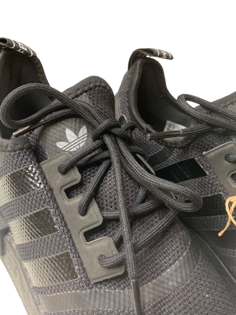 Size 10 Adidas Mens Black Cloth Knit Sneakers Trainers HP8978