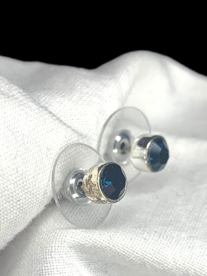 Small Silvertone Blue Faceted Glass Pierced Post Stud Earrings