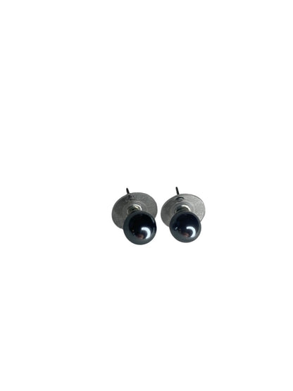 Pewter Color Stud Post Pierced Earrings .25 Inch Diameter