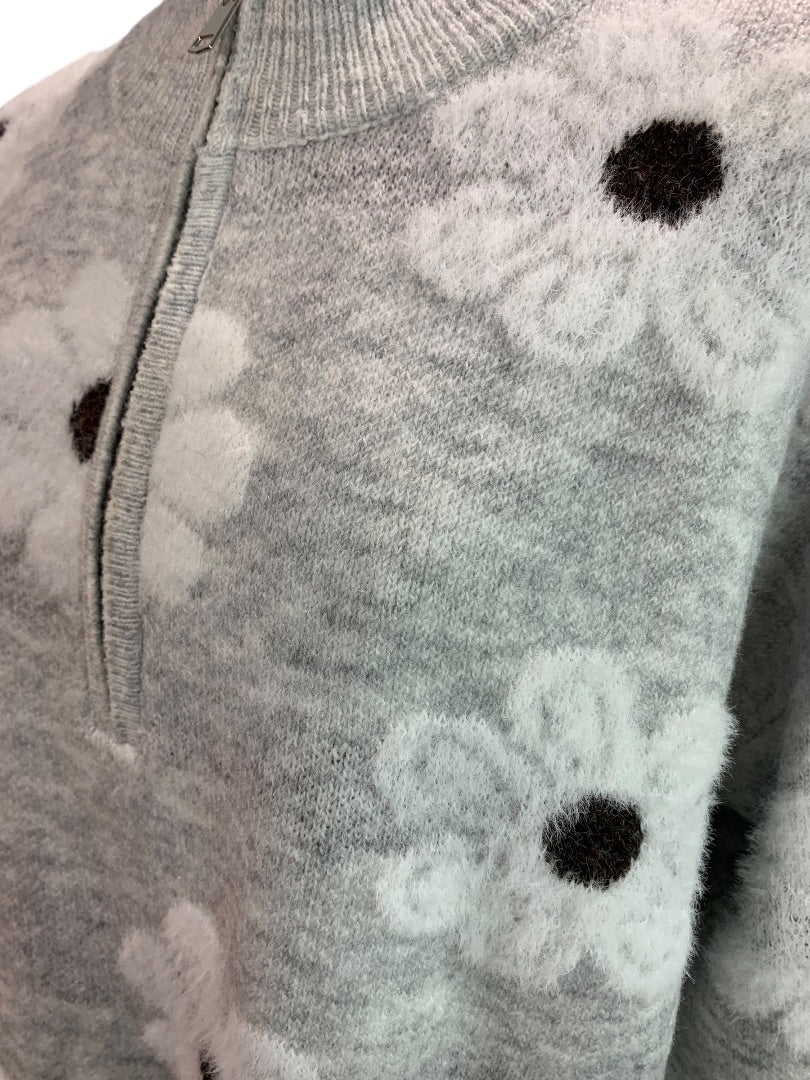 XL Womens Quarter Zip Pullover Gray Daisy Sweater