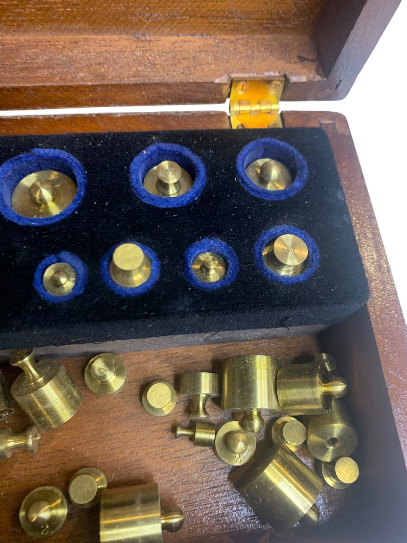 Vintage Lot of 29 Jewelers Weights in Wooden Box Apothecary Medical C