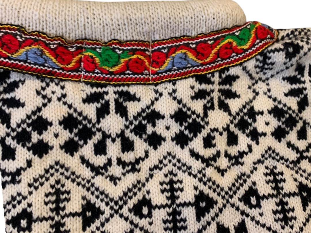 Small Norwegian Wool Pullover Sweater Pattern Norway Unisex