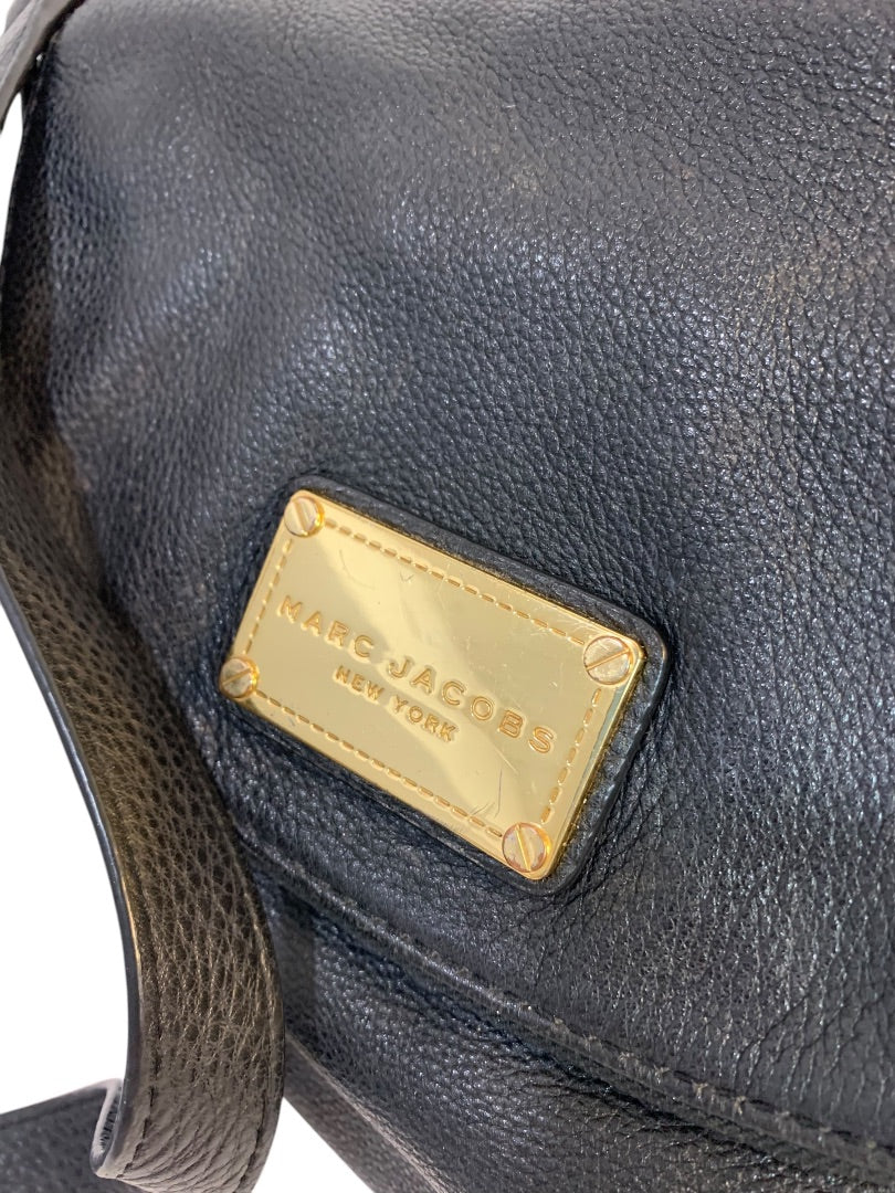 Marc Jacobs Crossbody Bag Purse Black Pebbled Leather Foldover