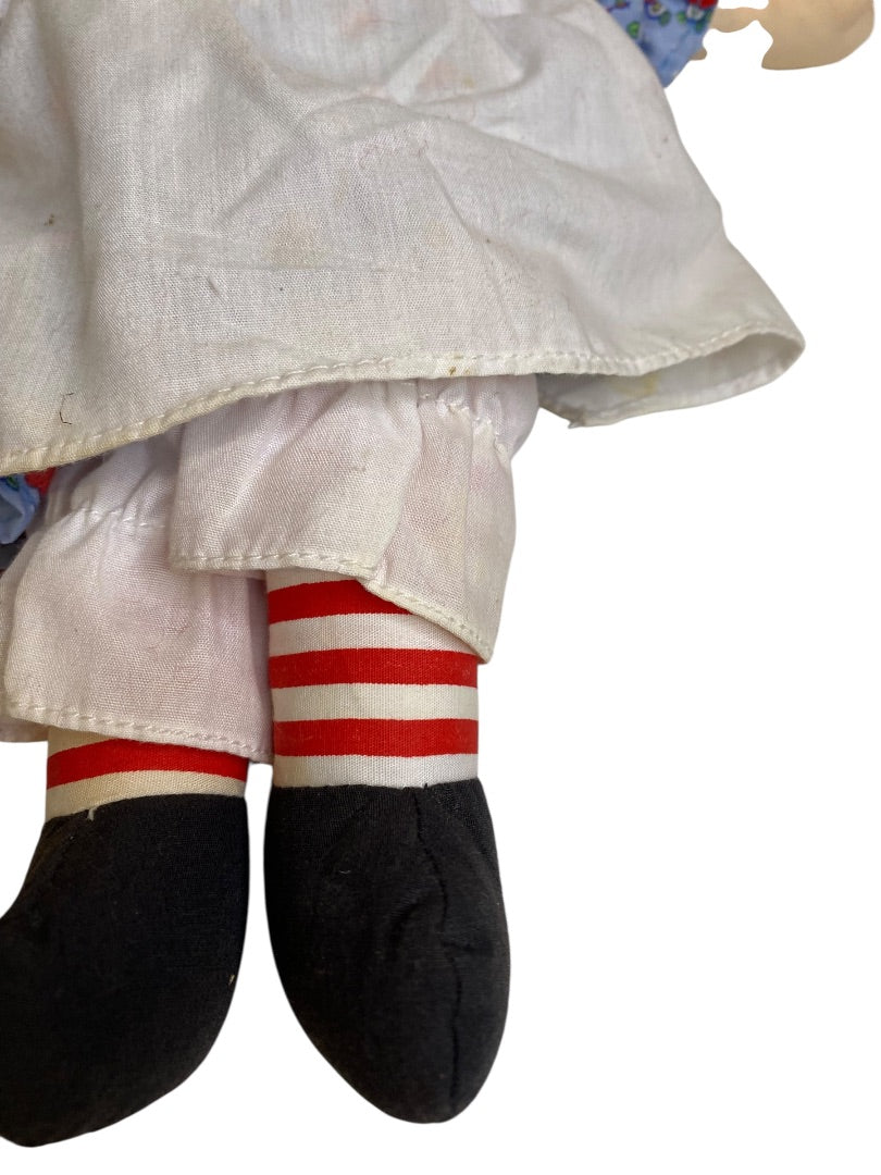 2000 Raggedy Ann Rag Doll Hasbro 11" Apple Dress