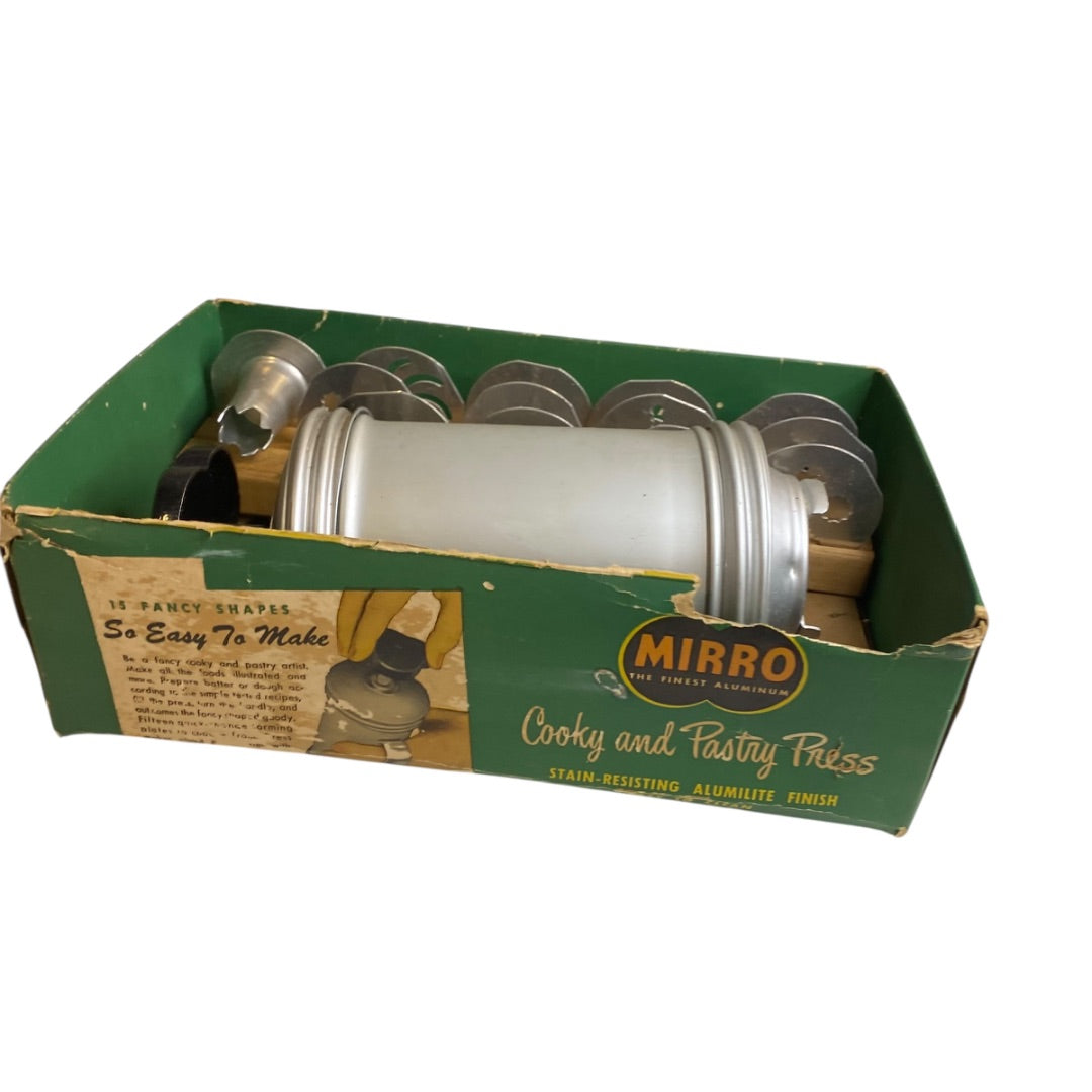 Vintage Mirro Aluminum Cooky and Pastry Press Spritz Cookie No. 358