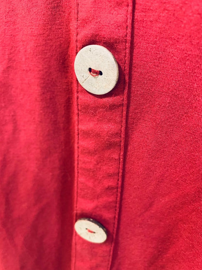 XXL Womens Red Short Sleeve Tshirt Button Embellished V-Neck Pullover