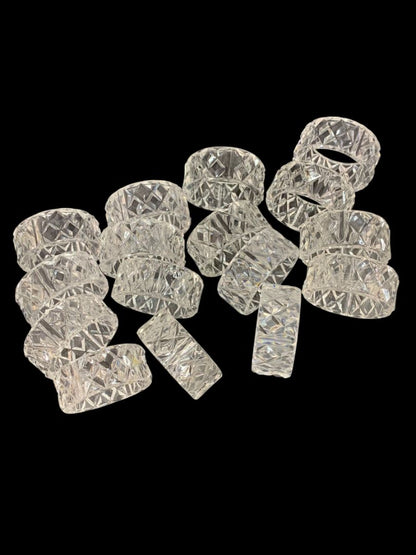 Set of 16 Clear Acrylic Crystal Look Napkin Rings Diamond Pattern