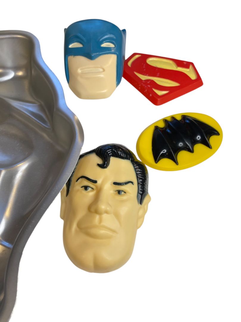 Vintage Wilton Superman Batman Cake Pan Complete Face Chest Plates Shield