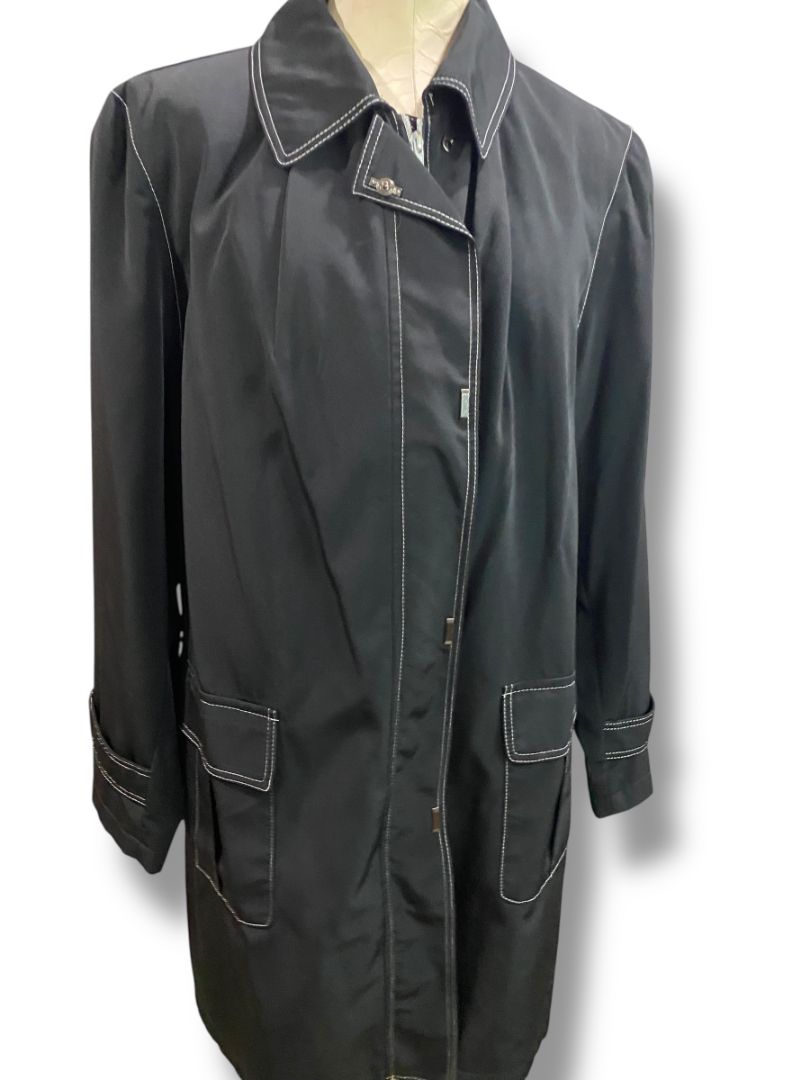 Size 1X Canvas Woman Womens Black Contrast Stitch Zip Up Jacket