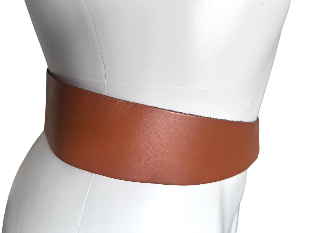 Medium 80's Style Brown Leather Asymmetrical Belt Outback Red