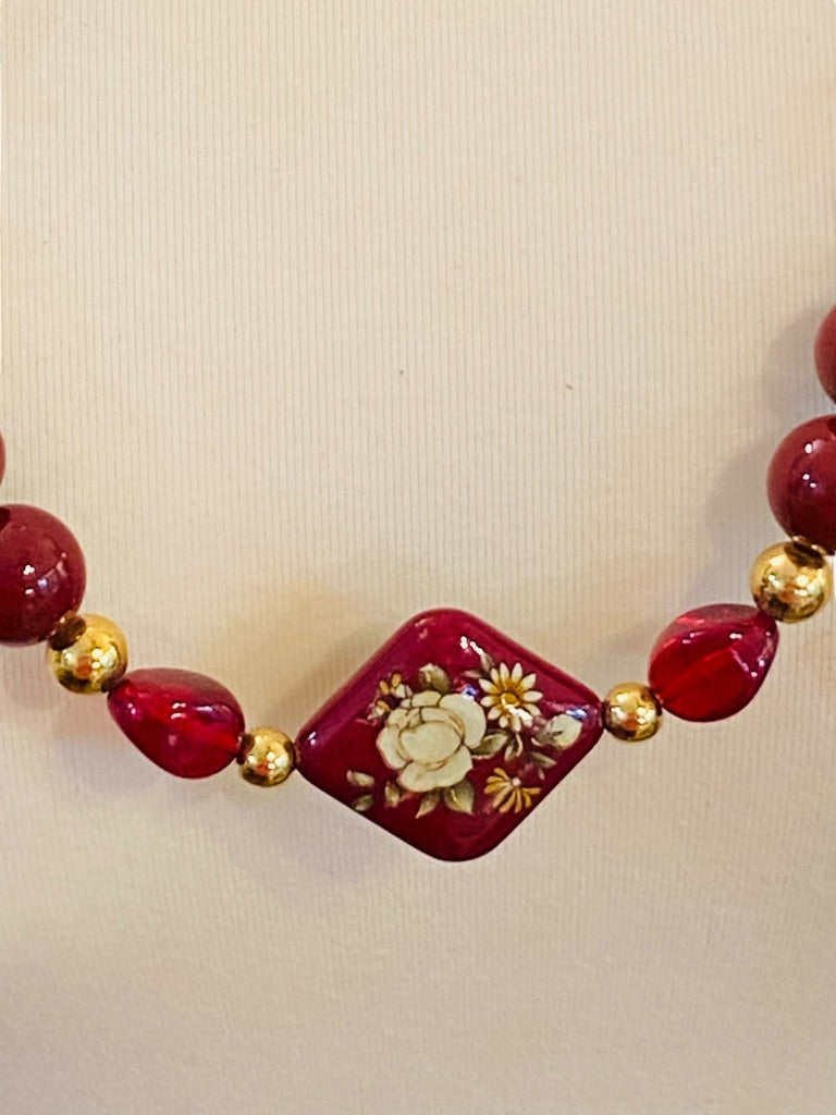 Red Burgundy Vintage 1980s Beaded Necklace Goldtone Floral Chunky 30" Spring Clasp