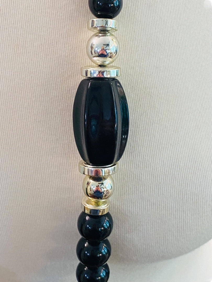 Chunky Black Graduated Bead Necklace Vintage 1990s Silvertone 35" Spring Clasp