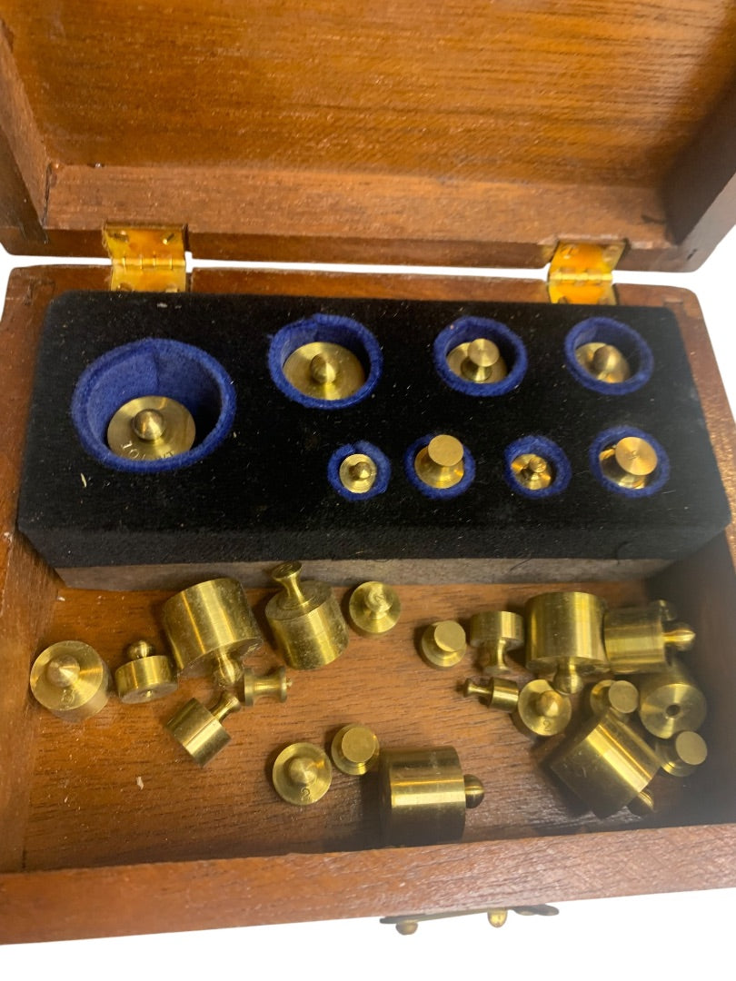 Vintage Lot of 29 Jewelers Weights in Wooden Box Apothecary Medical C