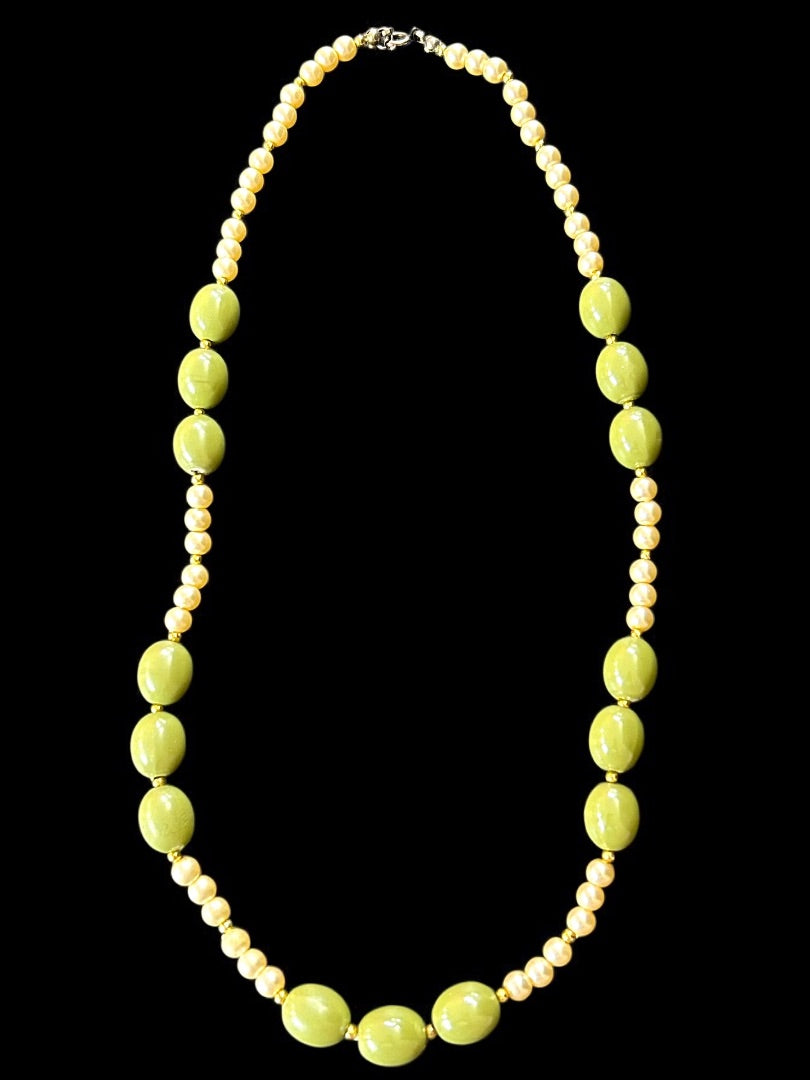 Vintage Faux Pearl Avocado Green Necklace 22 Inch Spring Clasp