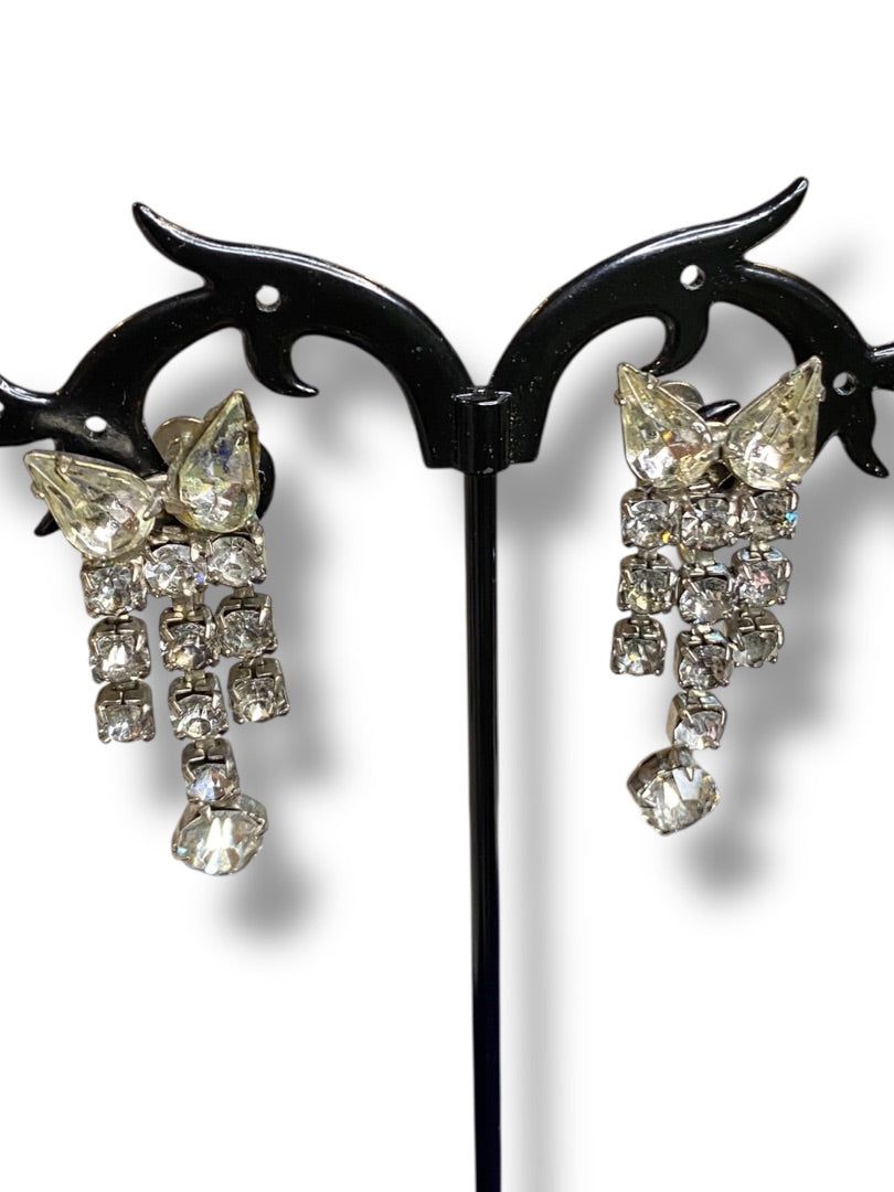Vintage Rhinestone Earrings Non-Pierced Screwback 1.5" Drop Dangle