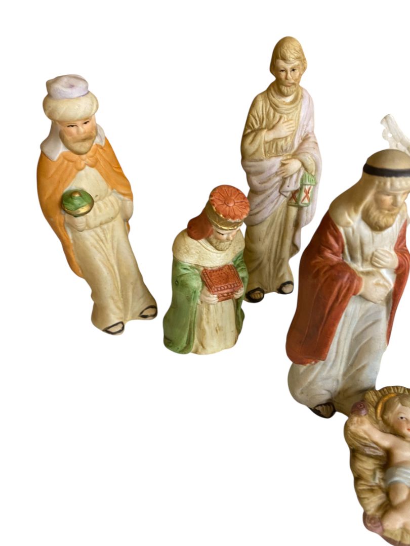 Vintage 10 Piece Ceramic Nativity Set Wise Men Sheep Jesus