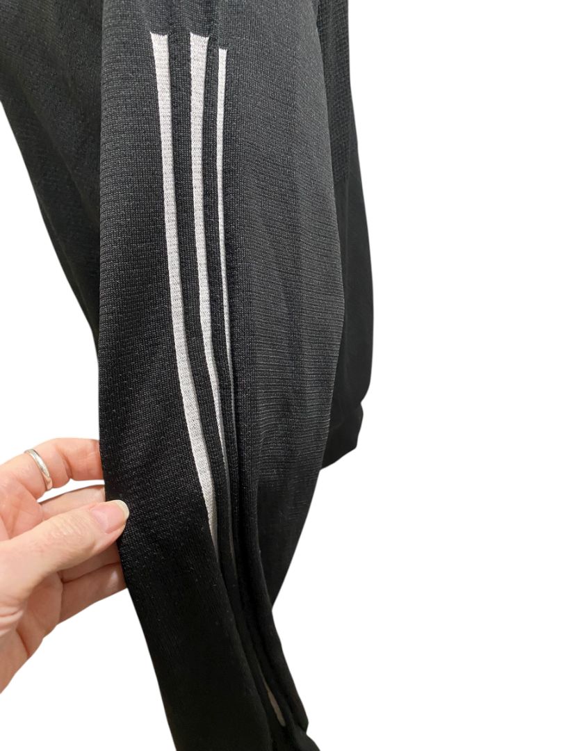 Size Large Adidas Womens Zip Up Jacket CF0334 ID Knit Bomber