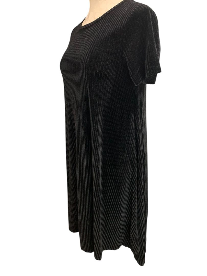 Size XS LulaRoe Elegant Carly Dress Black Ribbed Velour Hi Lo Hem