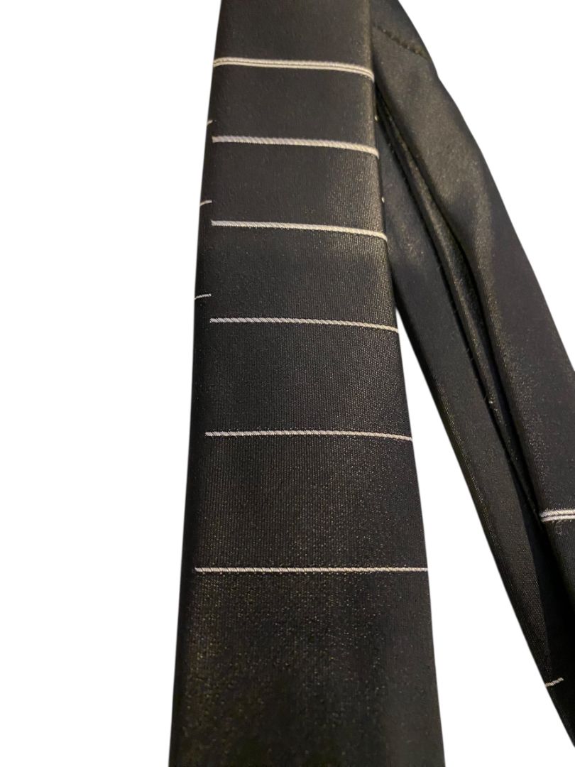 Vintage 1950/60’s Beau Brummel Black Skinny Tie With Thin Horizontal Stripes