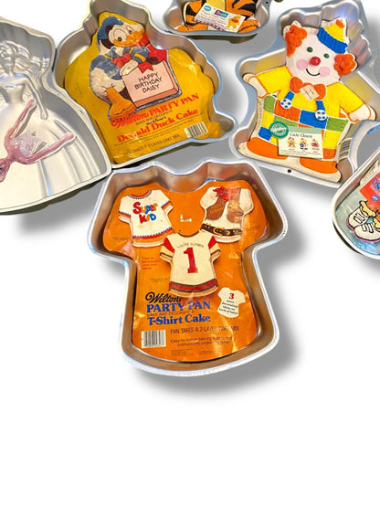 Wilton Lot of 6 Cake Pan Molds Dora Cute Clown Tigger Barbie Donald Duck T-Shirt