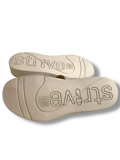 Size 8.5 Strive Womens Gold Womens Azore Sandals Comfort Walking