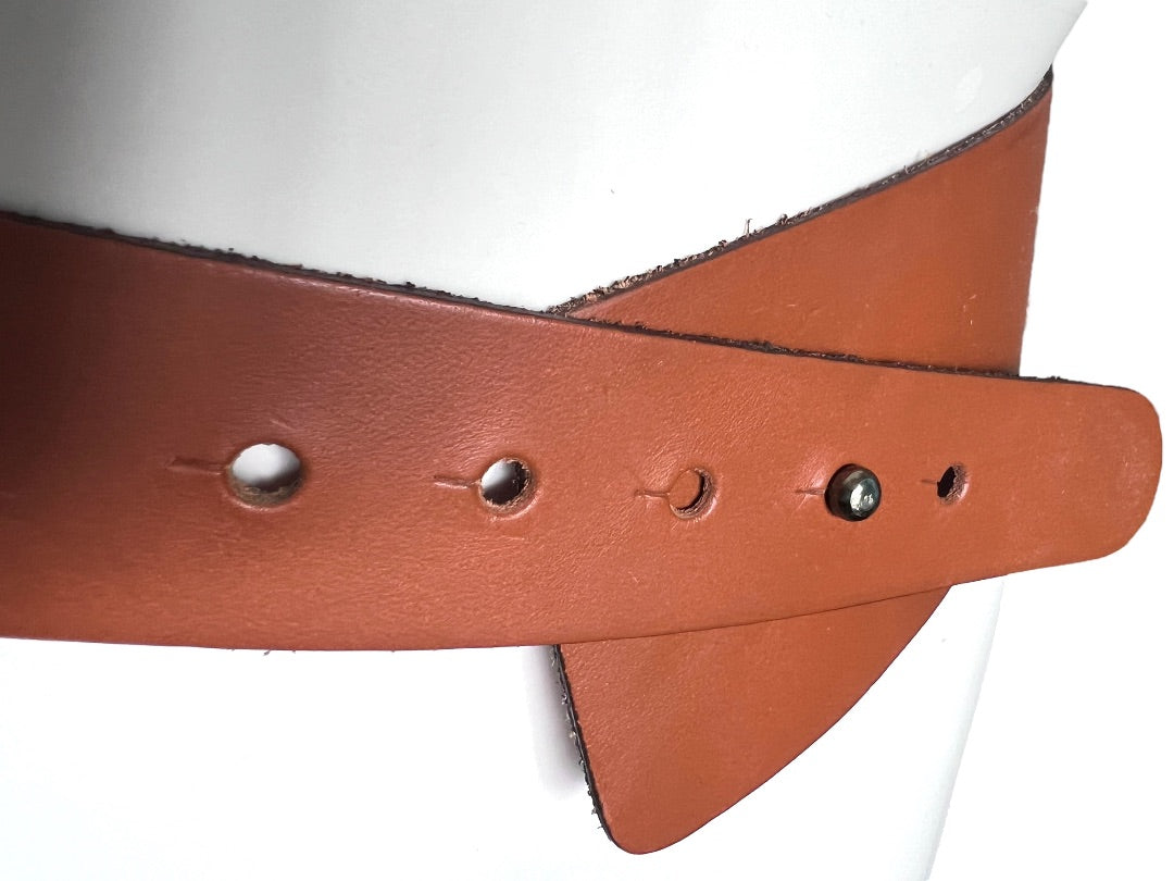 Medium 80's Style Brown Leather Asymmetrical Belt Outback Red